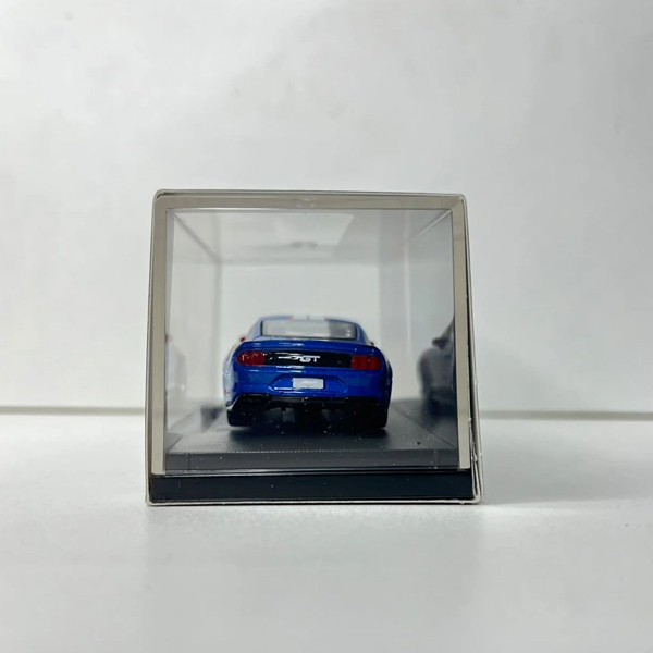 CCA Ford Mustang GT (2018) Die-Cast Model Car 1:64 Scale with Acrylic Case
