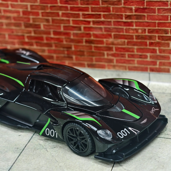 Aston Martin Valkyrie AMR Pro Die-Cast Model 1:32 Scale – Hypercar Collectible — product image 3