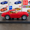 Bburago | Ferrari 250GT Berlinetta 1:24 – With Acrylic Display Case — product image 1